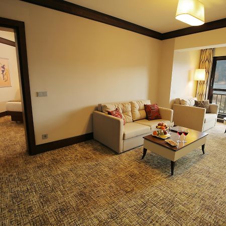 Abant Palace Hotel Екстериор снимка