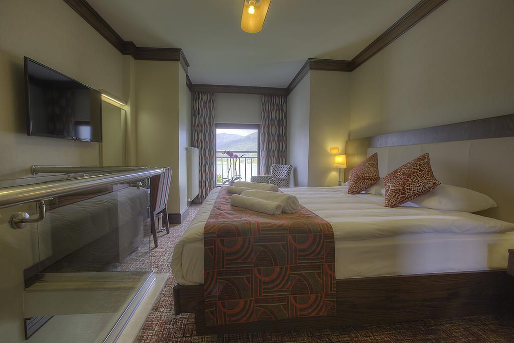 Abant Palace Hotel Екстериор снимка