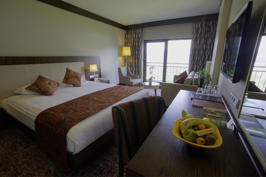 Abant Palace Hotel Екстериор снимка