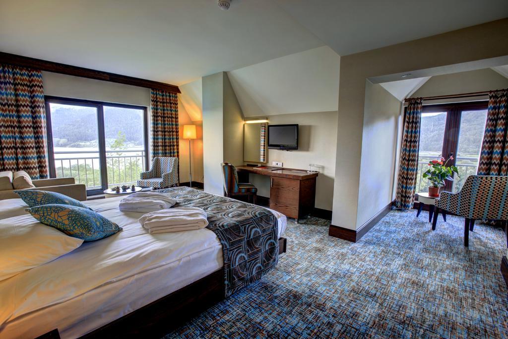 Abant Palace Hotel Екстериор снимка